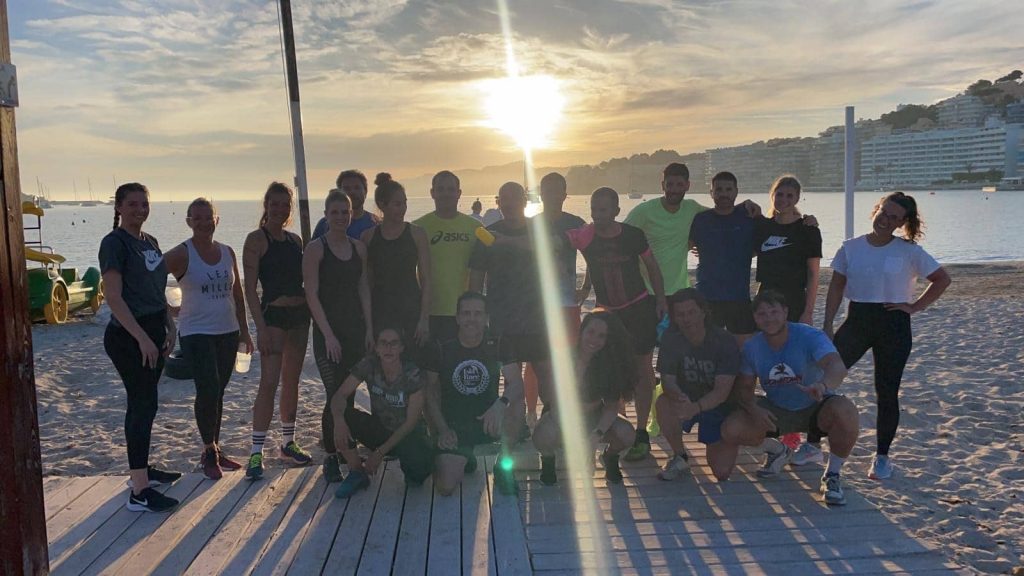 Fitness Holidays in Mallorca - Travelling Athletes after the beach workout